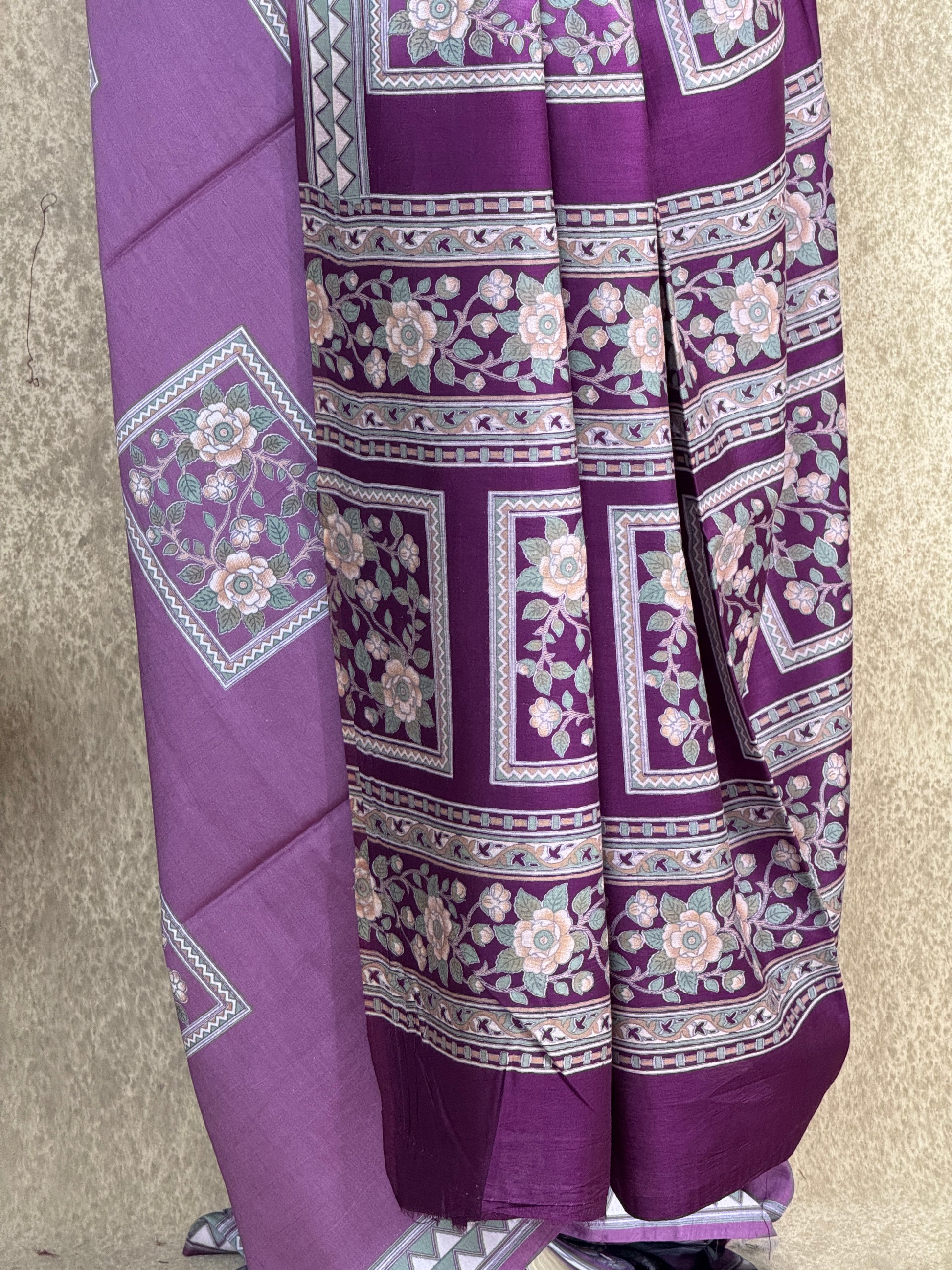Voilet with Floral Motifs - Chanderi Cotton Saree