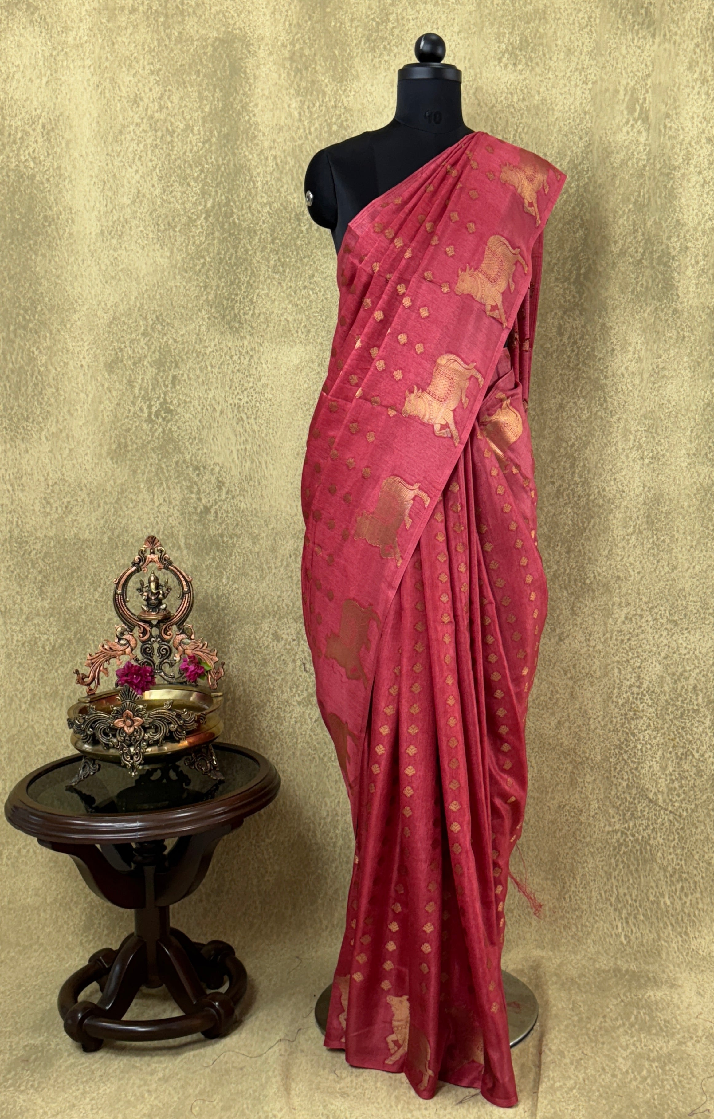 Banarasi Crepe Saree – Fiery Coral with Gold Zari Motifs