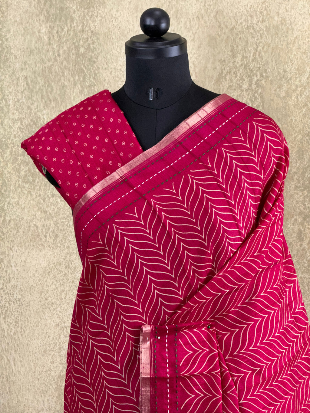 Matka Silk Saree – Pink with Cream Chevron Pattern