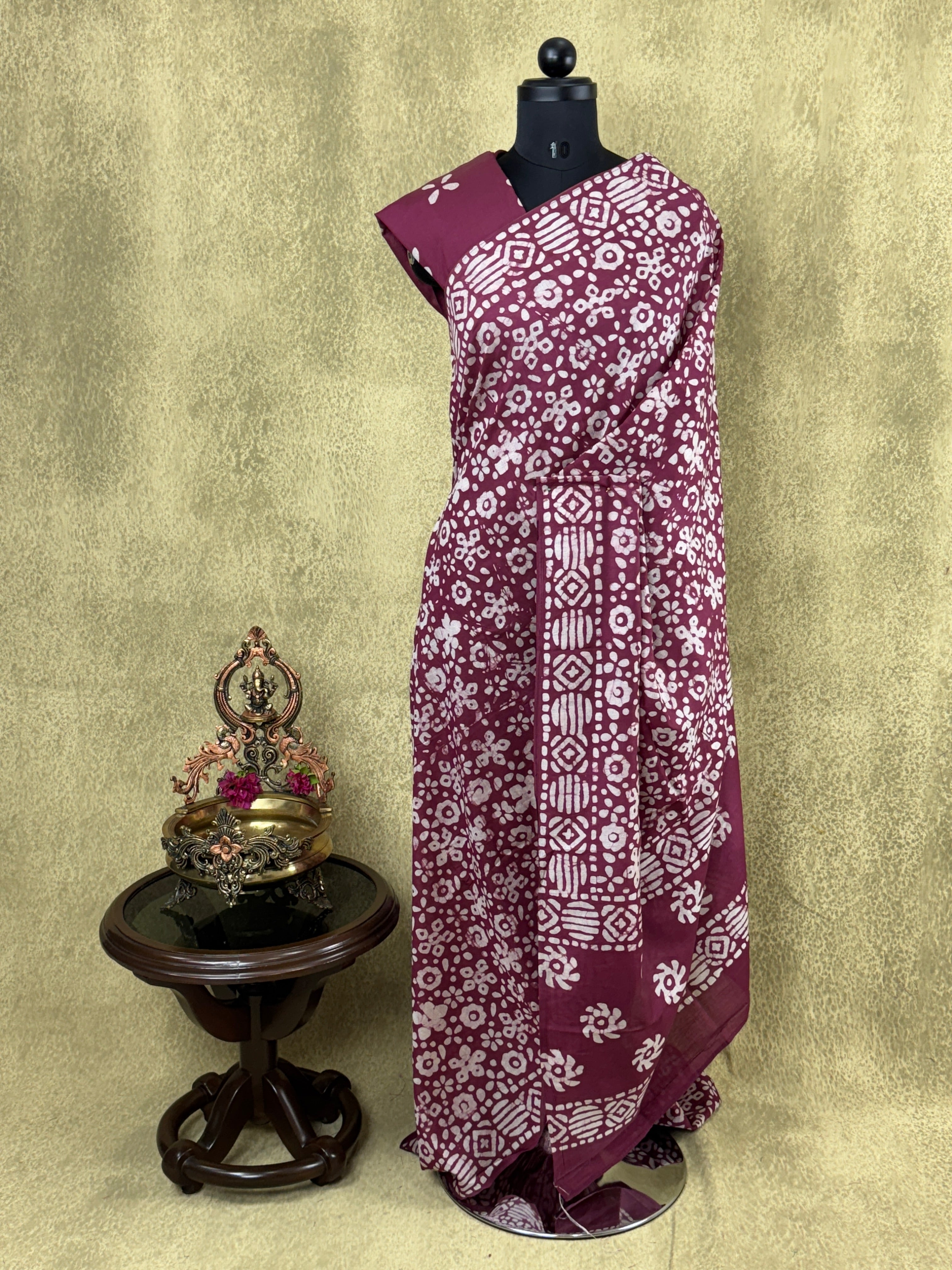 Mul Mul Cotton Saree – Deep Maroon with White Floral Geometric Print