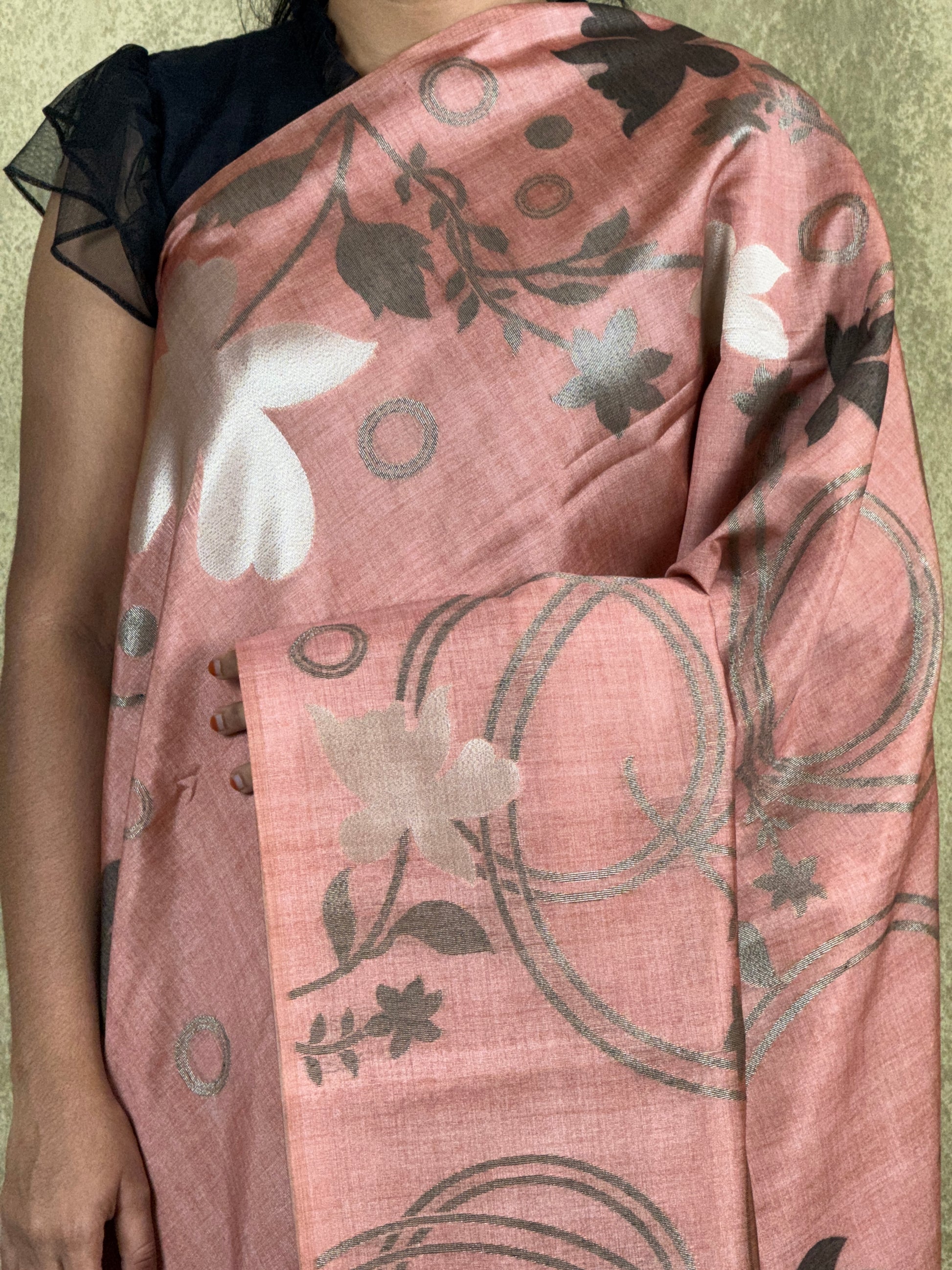 Dark Peach Floral Zari Weave - Semi Tussar Saree